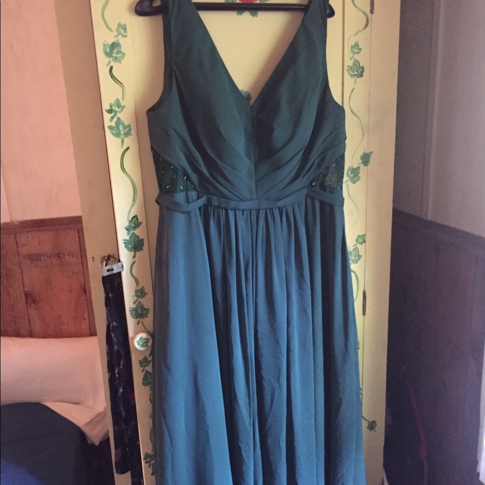 Prom/Bridesmaid/Black Tie Long Elegant Dress